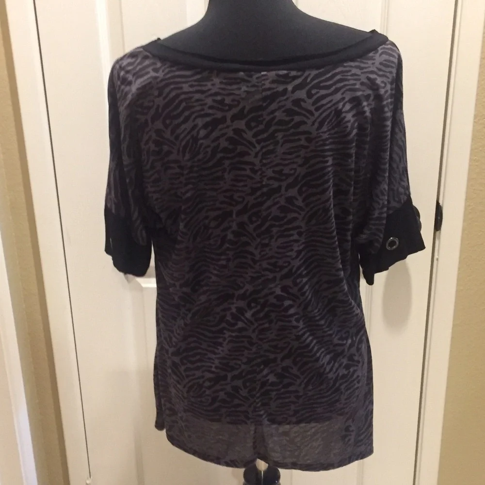 California Bloom sheer black top - Picture 3 of 4